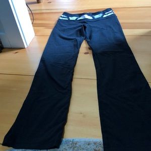 Lululemon Groove Pant With Flair
